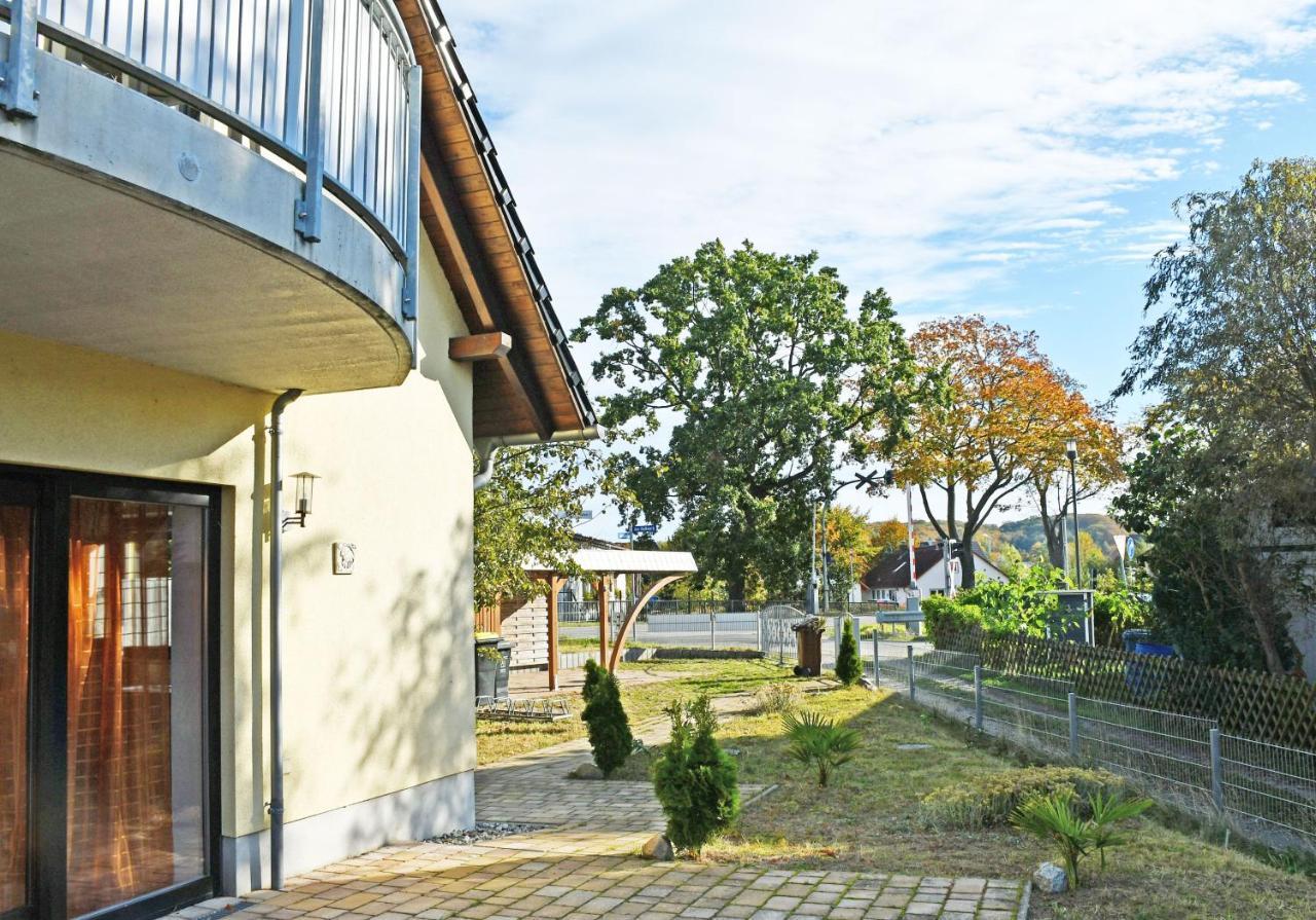 Schoenes Ferienhaus Mit Kamin Und Sauna Im Ostseebad Sellin エクステリア 写真