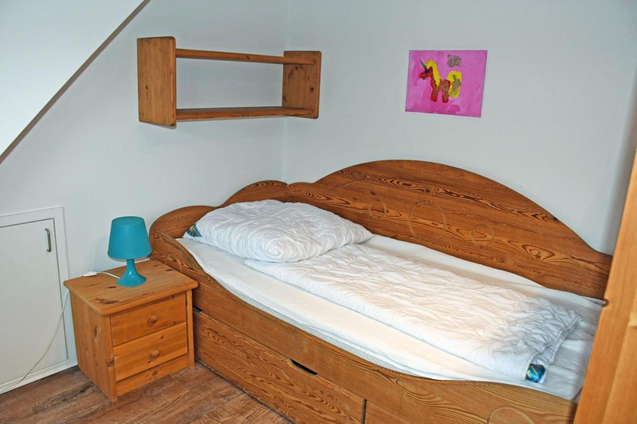 Schoenes Ferienhaus Mit Kamin Und Sauna Im Ostseebad Sellin エクステリア 写真