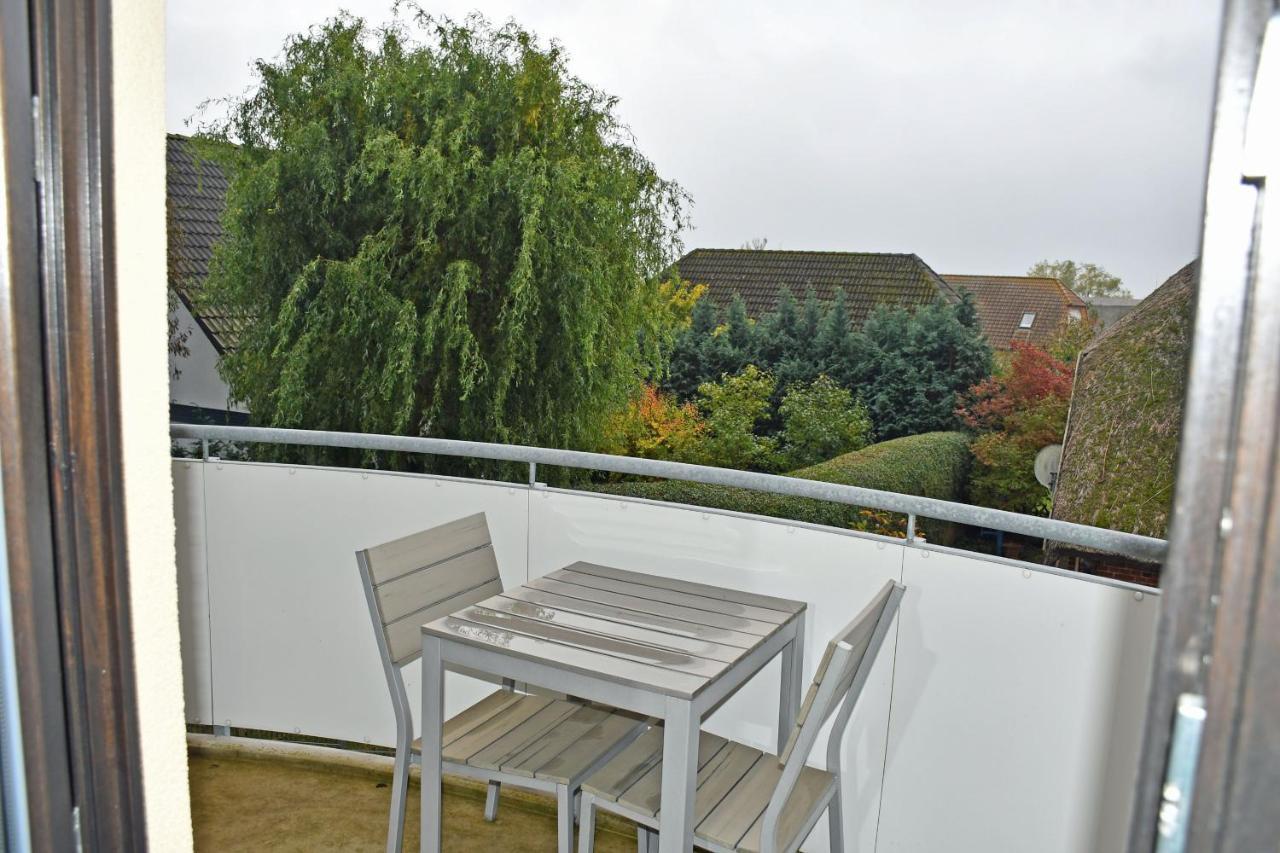 Schoenes Ferienhaus Mit Kamin Und Sauna Im Ostseebad Sellin エクステリア 写真