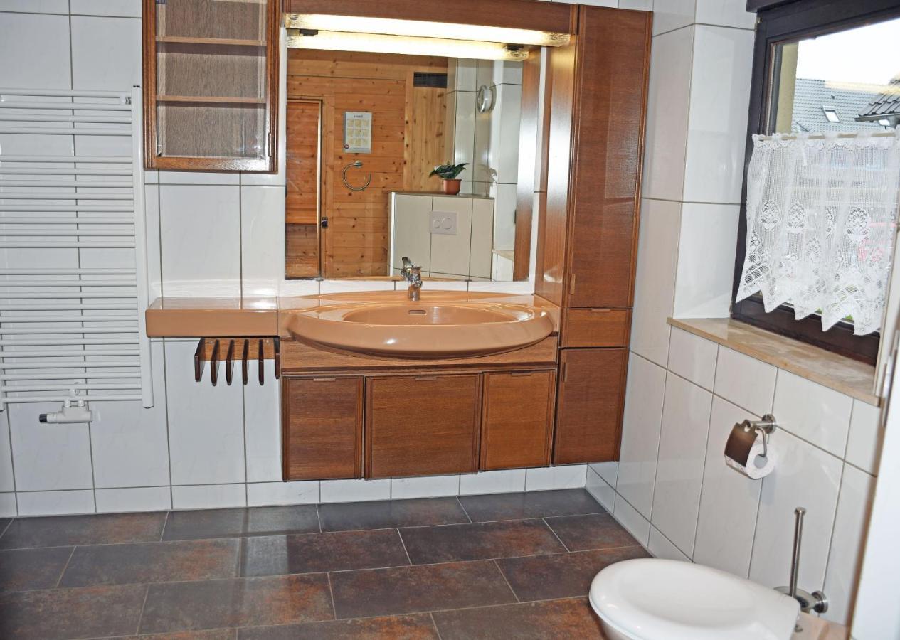 Schoenes Ferienhaus Mit Kamin Und Sauna Im Ostseebad Sellin エクステリア 写真