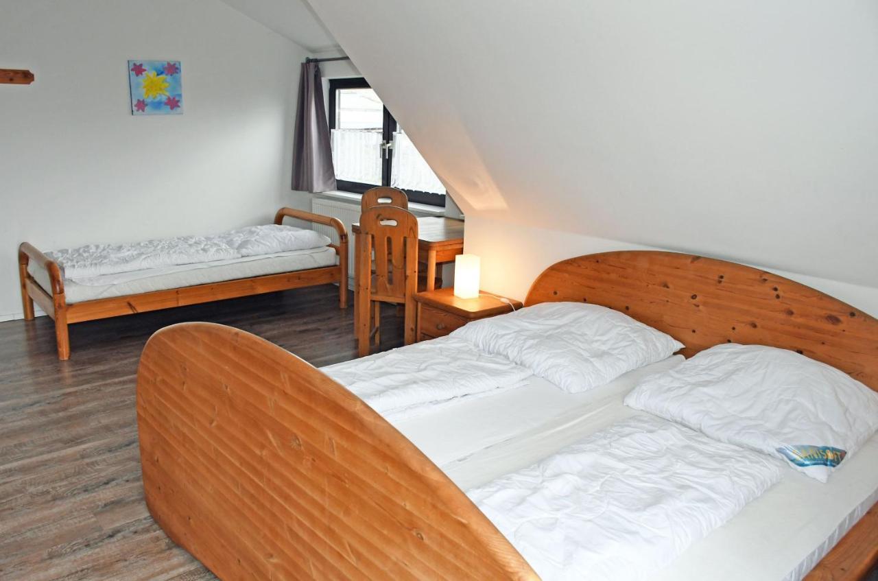 Schoenes Ferienhaus Mit Kamin Und Sauna Im Ostseebad Sellin エクステリア 写真